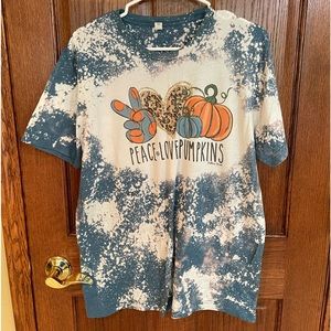 Peace Love Pumpkins T-Shirt